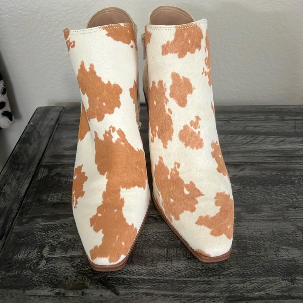 Brand new NEVER WORN Aldo Boots, no box, no tags